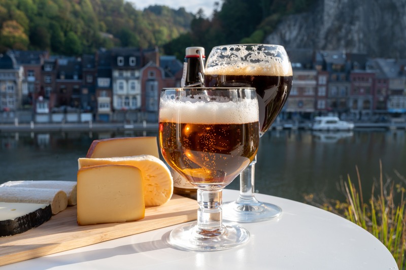 birre e formaggio a Dinant 