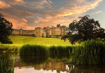 Alnwick Castle al tramonto