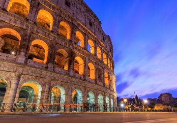 Roma Colosseo al tramonto